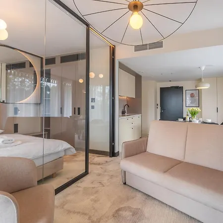 The Mirror Loft 364 W Obiekcie Baltyk Sun- Parking Bawialnia W Cenie- * Ustronie Morskie